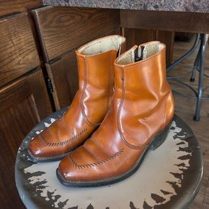 Women’s vintage wrangler boots